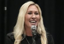 Конгрессвумен Грин обручилась с журналистом Гленном