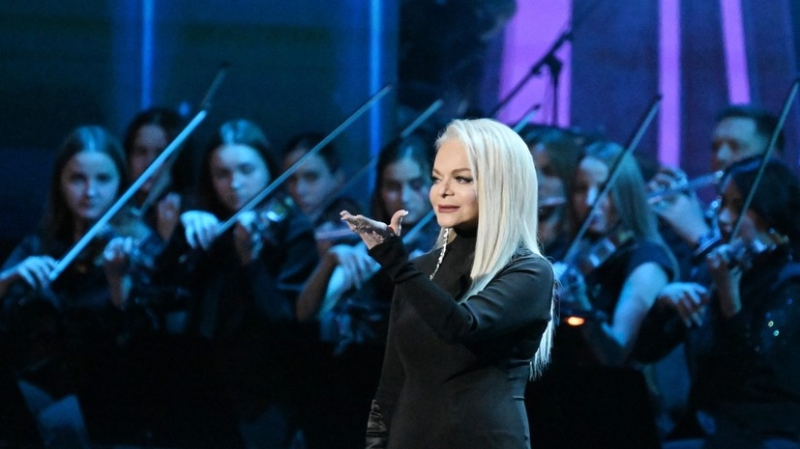 «Максимально дистанцироваться от российской юрисдикции»: куда ушли деньги Ларисы Долиной и Полины Лурье