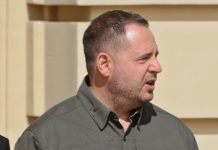 По запросу НАБУ: Ермаку запретили выезд за пределы Украины