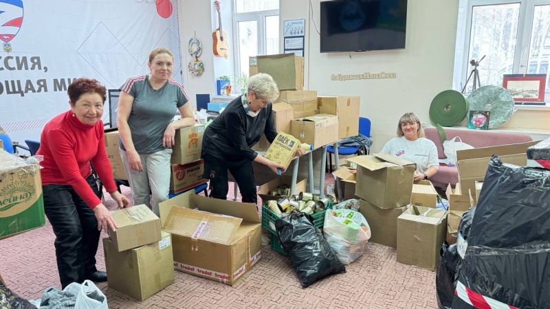 «После этого мы захватим кухню»: как женщины из Ханты-Мансийска помогают бойцам СВО и везут на передовую Новый год