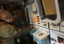 Пострадала женщина, повреждены жилые дома и машины: за ночь над Россией уничтожено 76 украинских БПЛА