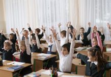 РИА Новости: в Одессе введены штрафы за отказ школьников говорить на украинском