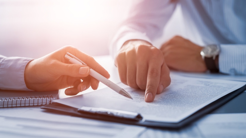 Штрафы до 500 тысяч рублей: Госдума ужесточила наказание за навязывание товаров и услуг