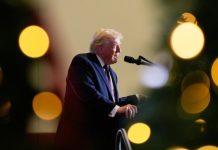 Трамп заявил, что Россия поможет восстановить Украину