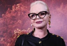 «В глаза эти миллионы не видел»: RT поговорил с фигурантами дела, которые должны вернуть Долиной миллионы рублей