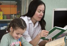 В Госдуме предложили ввести выплату до 1 млн рублей молодым учителям