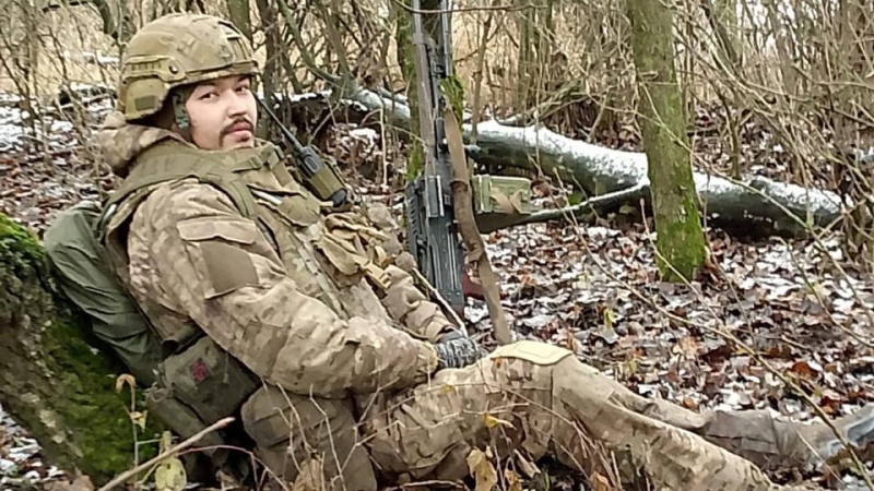 «В окопах неверующих нет»: как живут герои СВО, о которых писал RT в 2025 году