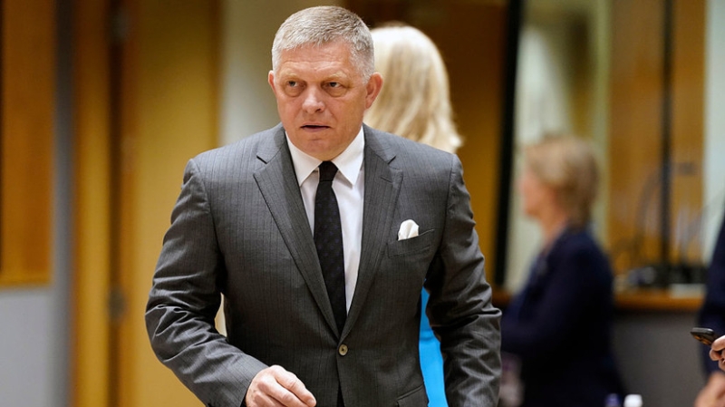 Фицо использовал русский язык в поздравлении с Новым годом