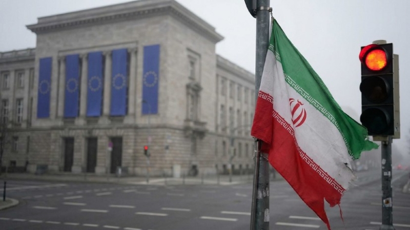 «Попытка подыграть США»: почему в ЕС пригрозили усилить санкции против властей Ирана