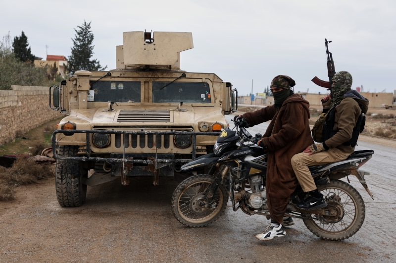 «Потенциальная угроза для России»: США построят центр оборонных операций на севере Сирии