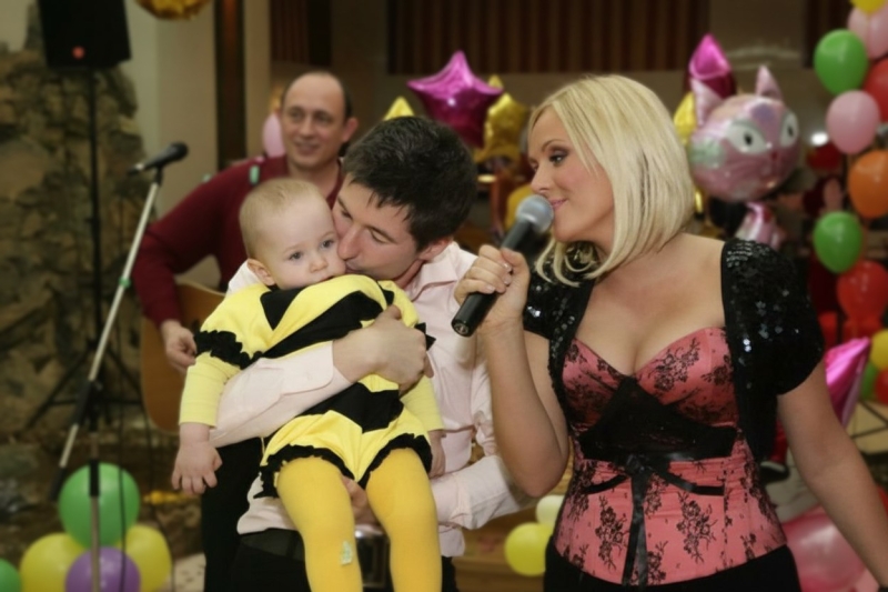 «Талант, щедрость, лёгкость»: родные и друзья Юлии Началовой — о её вокальном даре, обаянии и популярности у бойцов СВО