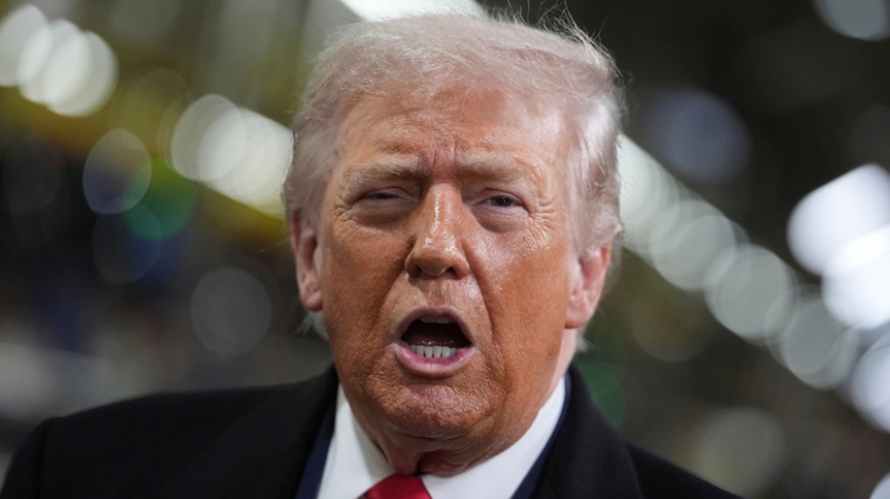 Трамп заявил, что никто не убеждал его не наносить удары по Ирану