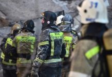 В Ельце после падения обломков БПЛА возник пожар в промзоне