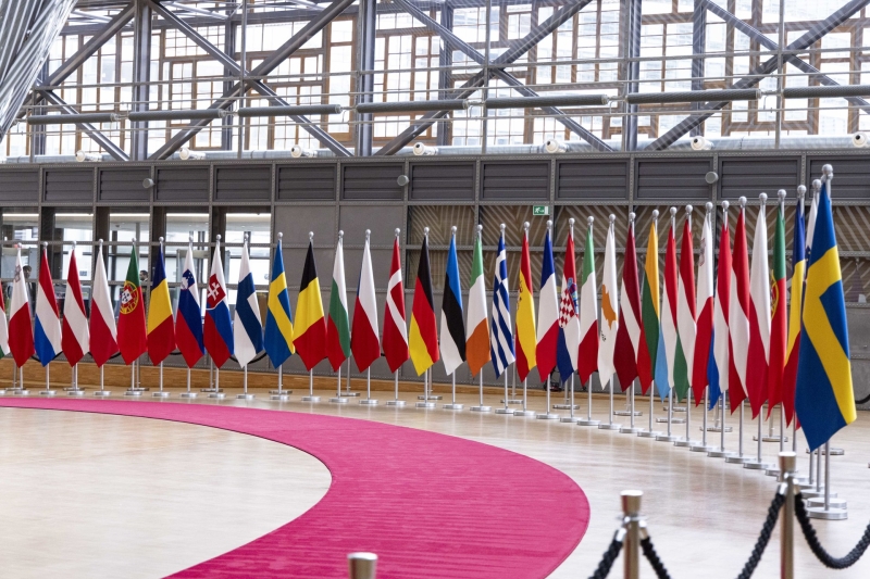 «Видят, что всё идёт не по их сценарию»: почему в Европе всё больше поддерживают возобновление диалога с Россией