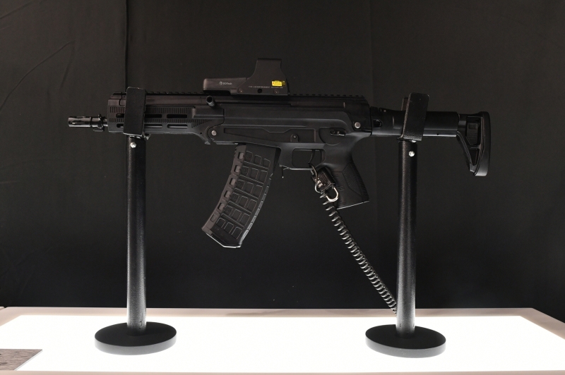 «Воплощает надёжность и эргономику»: как в России совершенствуется компактное автоматическое оружие