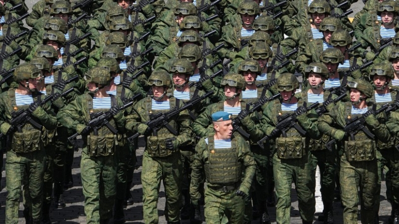 «Воплощает надёжность и эргономику»: как в России совершенствуется компактное автоматическое оружие