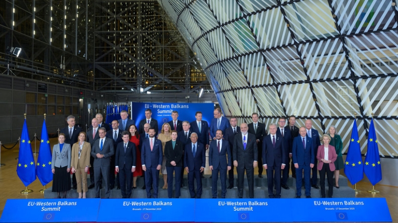 «Боятся, что Зеленский даст слабину»: как Европа пытается выбить себе место на переговорах по Украине