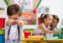 Депутат Слуцкий предложил меры помощи для увеличения числа яслей в России