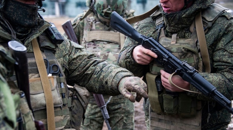 Наступление ВС РФ на всех направлениях: начальник Генштаба Герасимов проинспектировал группировку войск «Центр»