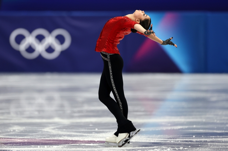 Не подкопаешься: Петросян приземлила все прыжки и шикарно откатала короткую программу на Олимпиаде в Милане