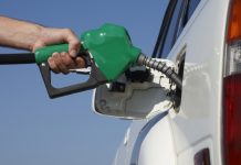 Новак: власти поставили задачу удержать рост цен на топливо в пределах инфляции