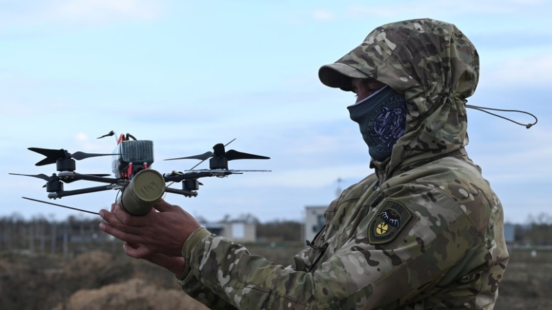 Первый учебник по БПЛА выпустили для школьников 10—11-х классов