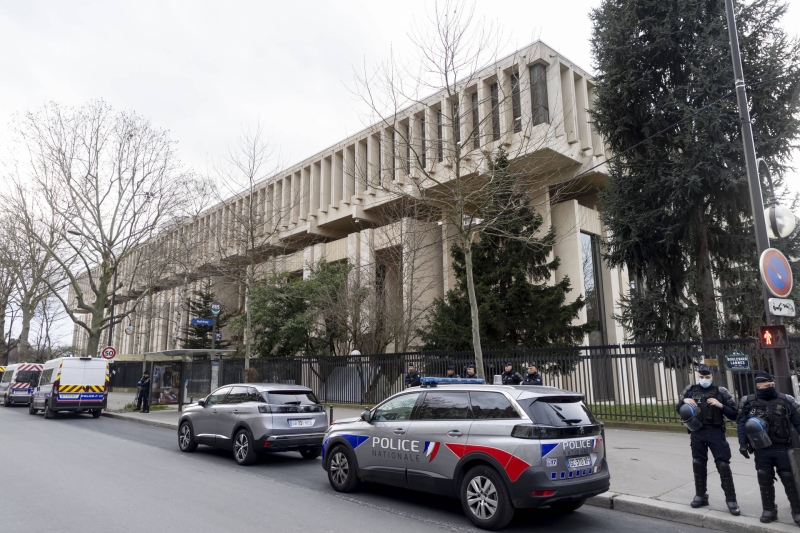 «Россия никогда не закрывала двери для сотрудничества»: посол РФ во Франции — о перспективах отношений двух стран