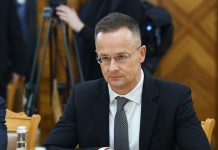 Сийярто: в Брюсселе царствует фанатизм войны