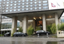 Спецборт с российской делегацией прибыл в Женеву на переговоры