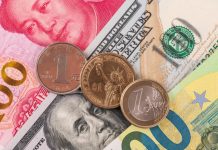 «Спрос на валюту остаётся подавленным»: как могут измениться курсы юаня, доллара и евро до конца зимы