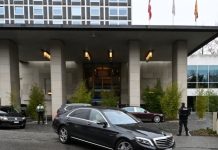 «Тяжёлые, но деловые»: в Женеве завершились двухдневные переговоры России, Украины и США