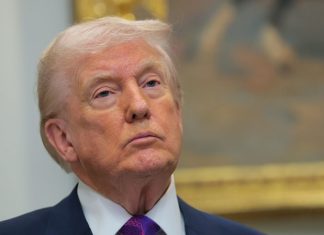 Трамп пообещал «очень мощные» шаги по пошлинам