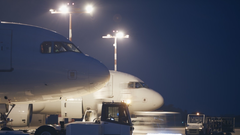 Аэропорт Пулково приостановил обслуживание рейсов