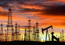 FT: стоимость барреля нефти приблизилась к $100 из-за ситуации вокруг Ирана