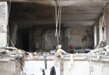 Газ и свет частично подали в повреждённые взрывом дома в Севастополе