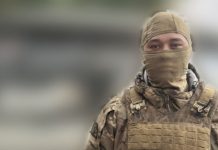 «Мотоцикл с люлькой пришлось бросить, и я полчаса бегал вокруг столба»: как воюет зумер на СВО