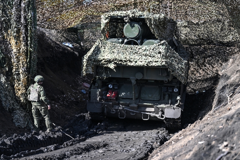 Поражены объекты ВПК, энергетики и военные аэродромы: ВС РФ нанесли массированный удар по целям на Украине