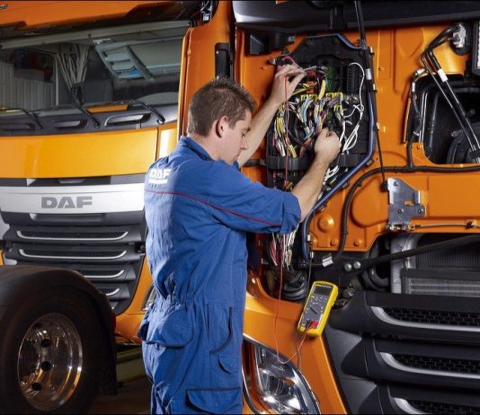 Ремонт грузовиков: технологии, логистика и экономика коммерческой техники