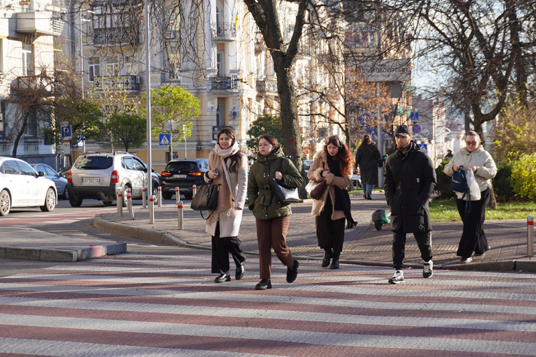 Социолог раскрыл срок вымирания Украины