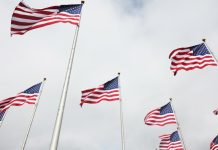 США призвали американцев покинуть более десятка стран на Ближнем Востоке