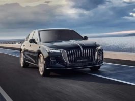 В России подорожали три модели Hongqi