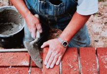 Володин: лишь 13‑15% мигрантов в России работают в сфере строительства