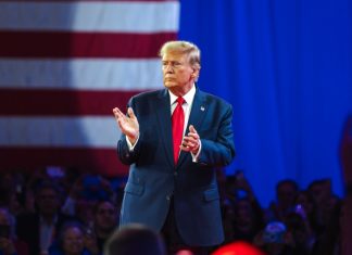 Востоковед раскрыл хитрый план Трампа по ликвидации Хаменеи