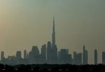 Жители Дубая получили предупреждение о потенциальной ракетной угрозе