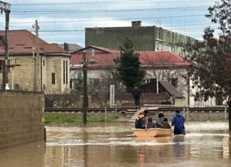 Экстренное совещание и помощь людям: Путин дал ряд поручений в связи с наводнением в Дагестане