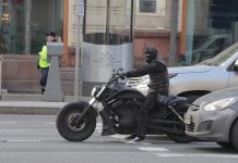 Юрист напомнила о штрафах для ночных мотоциклистов