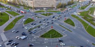 Минпромторг хочет заставить устанавливать «Аврору» на все машины