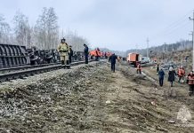 Названа предварительная причина схода с рельсов поезда Москва — Челябинск