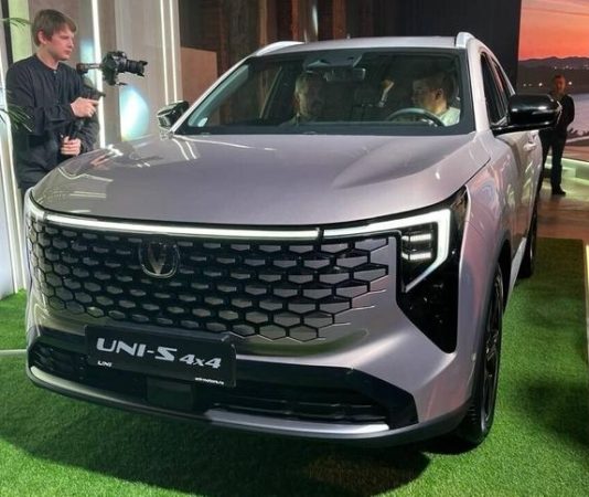 Объявлены российские цены на новый кроссовер Changan