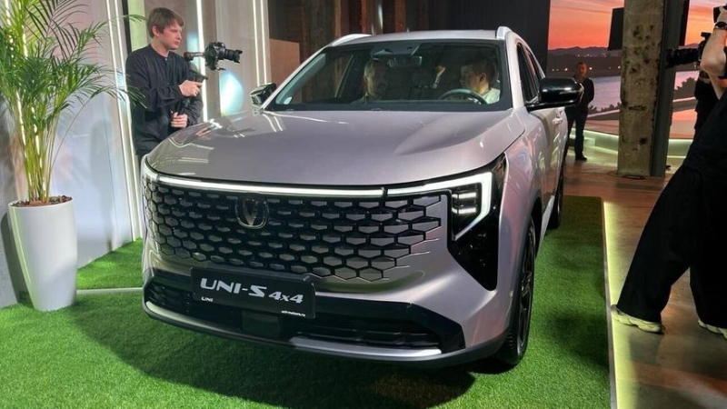 Объявлены российские цены на новый кроссовер Changan